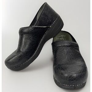 Dansko XP 2.0 Black Floral Tooled Leather Clogs EU 41 US 10.5-11